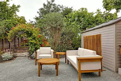 3041 Linden St, Oakland, CA 94608 - Photo 7