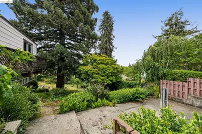 1120 Warfield Ave, Piedmont, CA 94610 - Photo 15