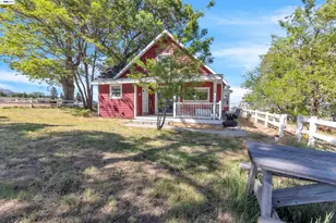 452 US Hwy 395, Milford, CA 96121 - Photo 3