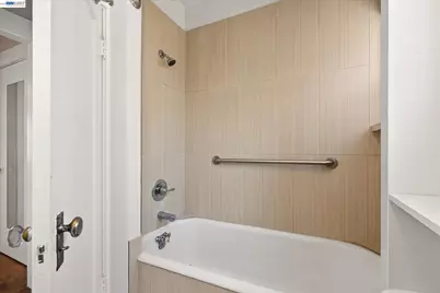 753 Warfield Ave, Oakland, CA 94610 - Photo 25