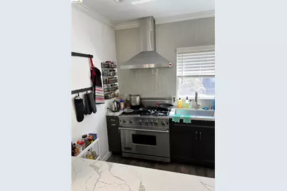 384 Euclid Ave, Oakland, CA 94610 - Photo 13