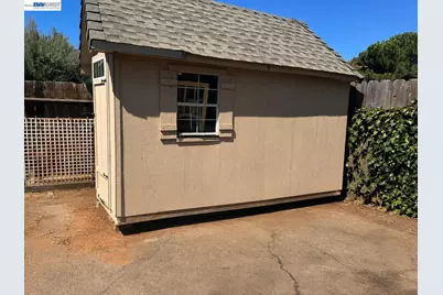 2080 East Ave, Hayward, CA 94541 - Photo 19