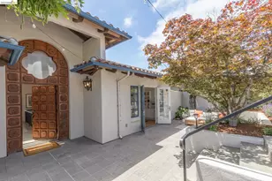 6181 Contra Costa Rd, Oakland, CA 94618 - Photo 5