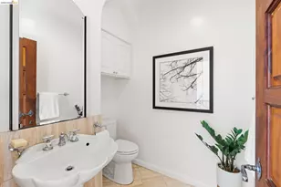 6181 Contra Costa Rd, Oakland, CA 94618 - Photo 53
