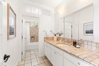 6181 Contra Costa Rd, Oakland, CA 94618 - Photo 69