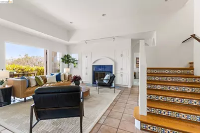 6181 Contra Costa Rd, Oakland, CA 94618 - Photo 55