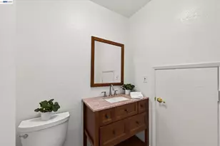 5775 Cold Water Dr, Castro Valley, CA 94552 - Photo 17