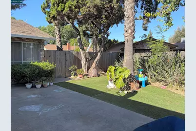 2404-2406 Counts Ct, Modesto, CA 95355 - Photo 31