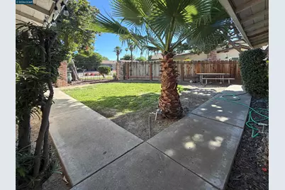2404-2406 Counts Ct, Modesto, CA 95355 - Photo 3