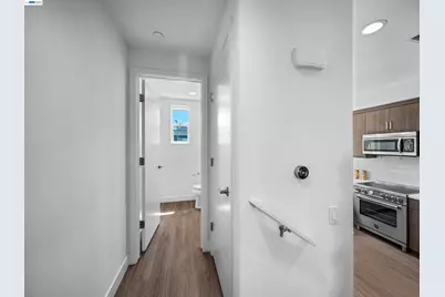 2309 Myrtle St, Oakland, CA 94607 - Photo 29