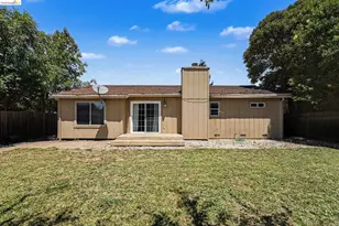 1303 Crane Dr, Suisun City, CA 94585 - Photo 29