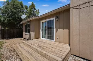 1303 Crane Dr, Suisun City, CA 94585 - Photo 27