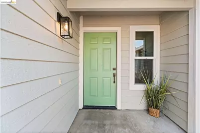 5901 Pine Vista Way, Elk Grove, CA 95758 - Photo 5