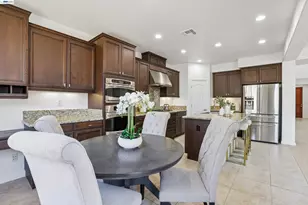 5556 Wells Ln, San Ramon, CA 94582 - Photo 17