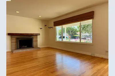 312 Walker Dr, Mountain View, CA 94043 - Photo 5