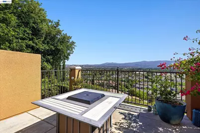352 Casselino Dr, San Jose, CA 95136 - Photo 41
