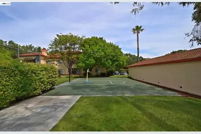 6978 Dublin Meadows St #B, Dublin, CA 94568 - Photo 15