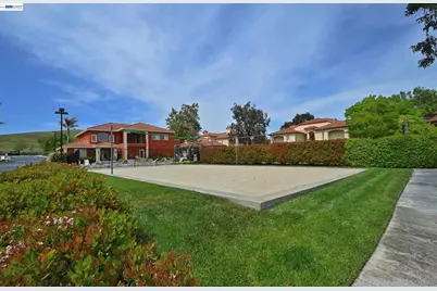 6978 Dublin Meadows St #B, Dublin, CA 94568 - Photo 13