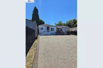 21003 Foothill Blvd, Hayward, CA 94541 - Photo 3