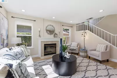 3711 Kamp Dr, Pleasanton, CA 94588 - Photo 5