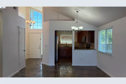 774 Fairfax Ct., Fairfield, CA 94534 - Photo 5