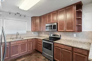 774 Fairfax Ct, Fairfield, CA 94534 - Photo 11