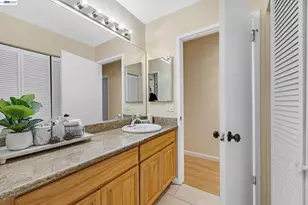 1029 Cheryl Ann Cir, Hayward, CA 94544 - Photo 17