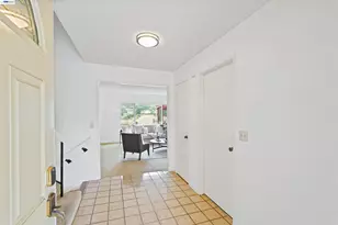 5219 Heavenly Ridge Ln, Richmond, CA 94803 - Photo 29