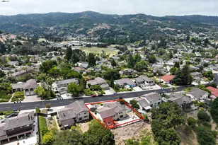 5219 Heavenly Ridge Ln, Richmond, CA 94803 - Photo 25