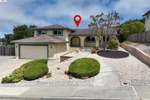 5219 Heavenly Ridge Ln, Richmond, CA 94803 - Photo 5