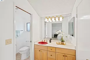 5219 Heavenly Ridge Ln, Richmond, CA 94803 - Photo 29