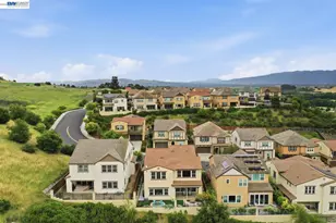 3871 Highpointe Ct, Dublin, CA 94568 - Photo 5