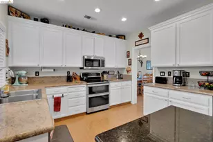 569 Apple Hill Dr, Brentwood, CA 94513 - Photo 27