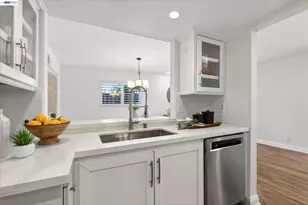 108 Summerwood Pl, Concord, CA 94518 - Photo 13