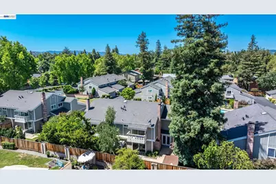 108 Summerwood Pl, Concord, CA 94518 - Photo 49
