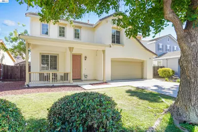 2324 Fortuna Ln, Tracy, CA 95377 - Photo 3