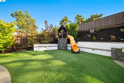 7420 Hansen Dr, Dublin, CA 94568 - Photo 51