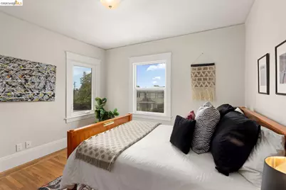2633 Regent St, Berkeley, CA 94704 - Photo 25