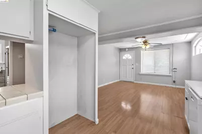 36863 Elm St, Newark, CA 94560 - Photo 9