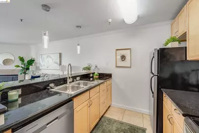6400 Christie Ave #5319, Emeryville, CA 94608 - Photo 5