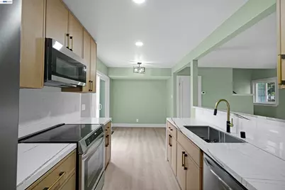 13556 Bancroft Ave #3, San Leandro, CA 94578 - Photo 13