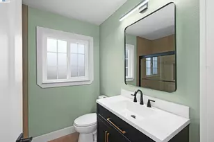 13556 Bancroft Ave, San Leandro, CA 94578 - Photo 21
