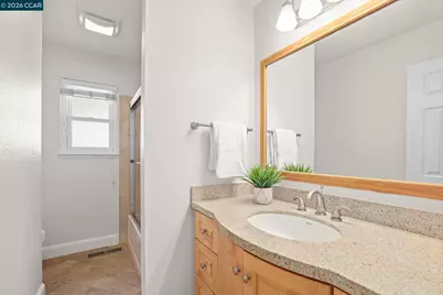 1431 Ridgewood Dr, Martinez, CA 94553 - Photo 25