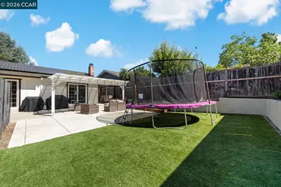 1212 McEwing Ct, Concord, CA 94521 - Photo 19