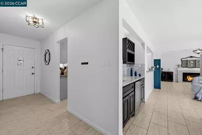 1212 McEwing Ct, Concord, CA 94521 - Photo 5
