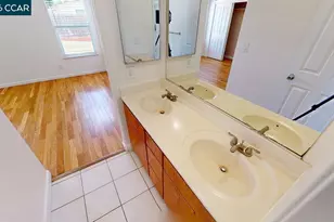 2301 Park E Dr, Modesto, CA 95351 - Photo 17
