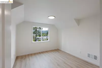 3311 Kingsland Ave, Oakland, CA 94619 - Photo 31