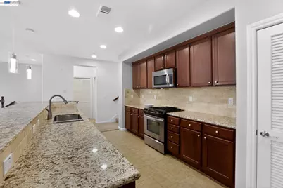 4763 Perugia St, Dublin, CA 94568 - Photo 9