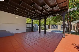 963 Devon Dr, Hayward, CA 94542 - Photo 29