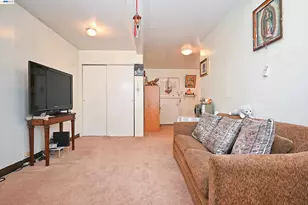 3914 Agua Vista St, Oakland, CA 94601 - Photo 47